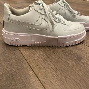 Nike Air Forces “Pixel Ghost”